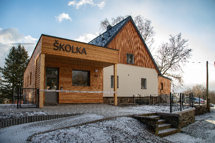 Primary Raster logo